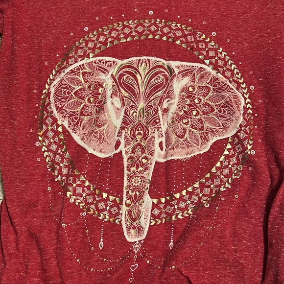 Light reddish, maroon, long, sleeved shirt with a crisscross neck size Large - Picture 2 of 6